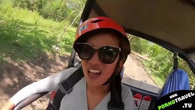 Traveling pair - PornoTravel