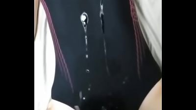 ÐžÐ±ÐºÐ¾Ð½Ñ‡Ð°Ð» ÐºÑƒÐ¿Ð°Ð»ÑŒÐ½Ð¸Ðº Ð¼Ð°Ð»Ð¾Ð»ÐµÑ‚ÐºÐµ ÐÑ€Ð¸Ð½Ðµ