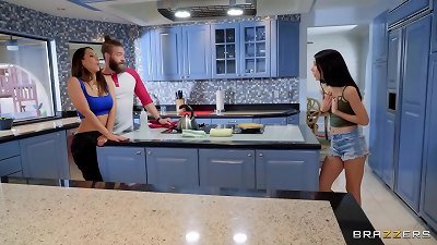 At Home In A MILF's caboose / Brazzers movie http://zzfull.com/mila