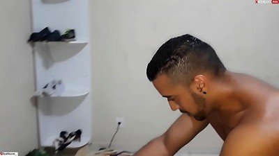 FEZ MASSAGEM NA IRM&Atilde; E METEU A PIROCA NELA (assista ao movie completo xvideos red ) Emi Rippi