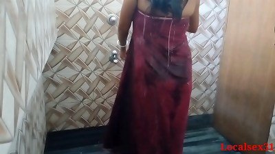 Indian Bhabi romp In A shower with red Tawal (Localsex31)