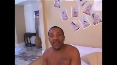 blonde latina female Aline is jumping to crimson car and ebony chisel