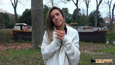 Kinahaya indeed enjoys anal nailing