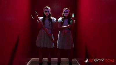 HO HUNTERS - Fucking ghost twins Joey and Sami